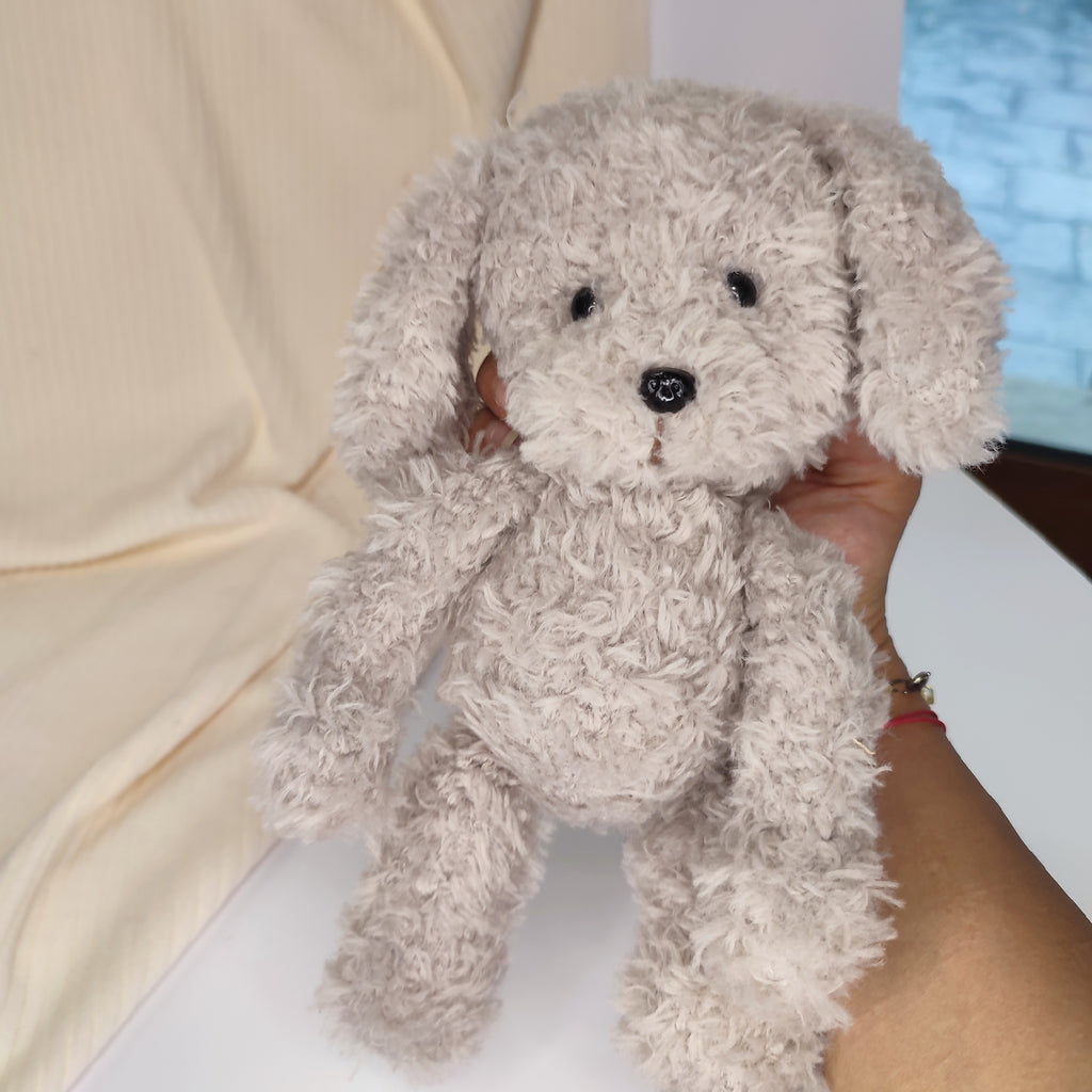 Кученце Лори