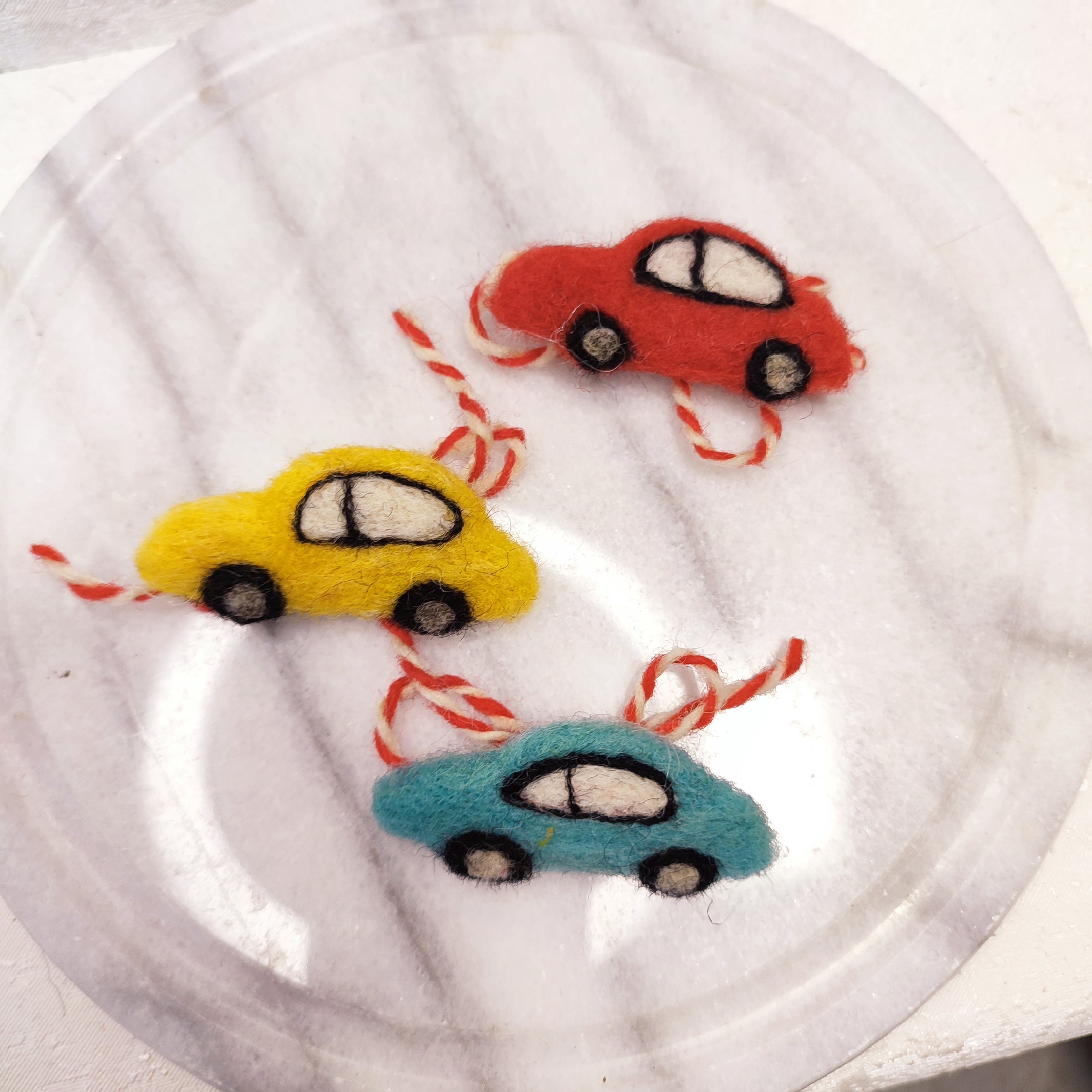 Мартеница от вълна Кола