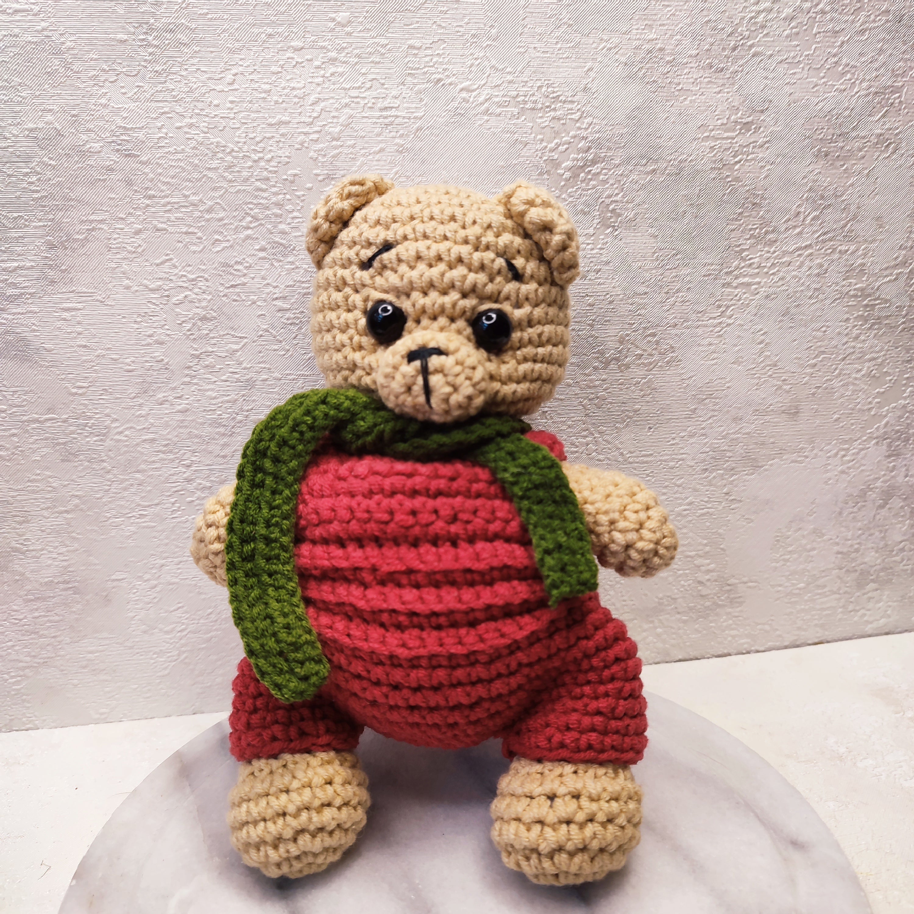 Ръчно плетенo мече Сами