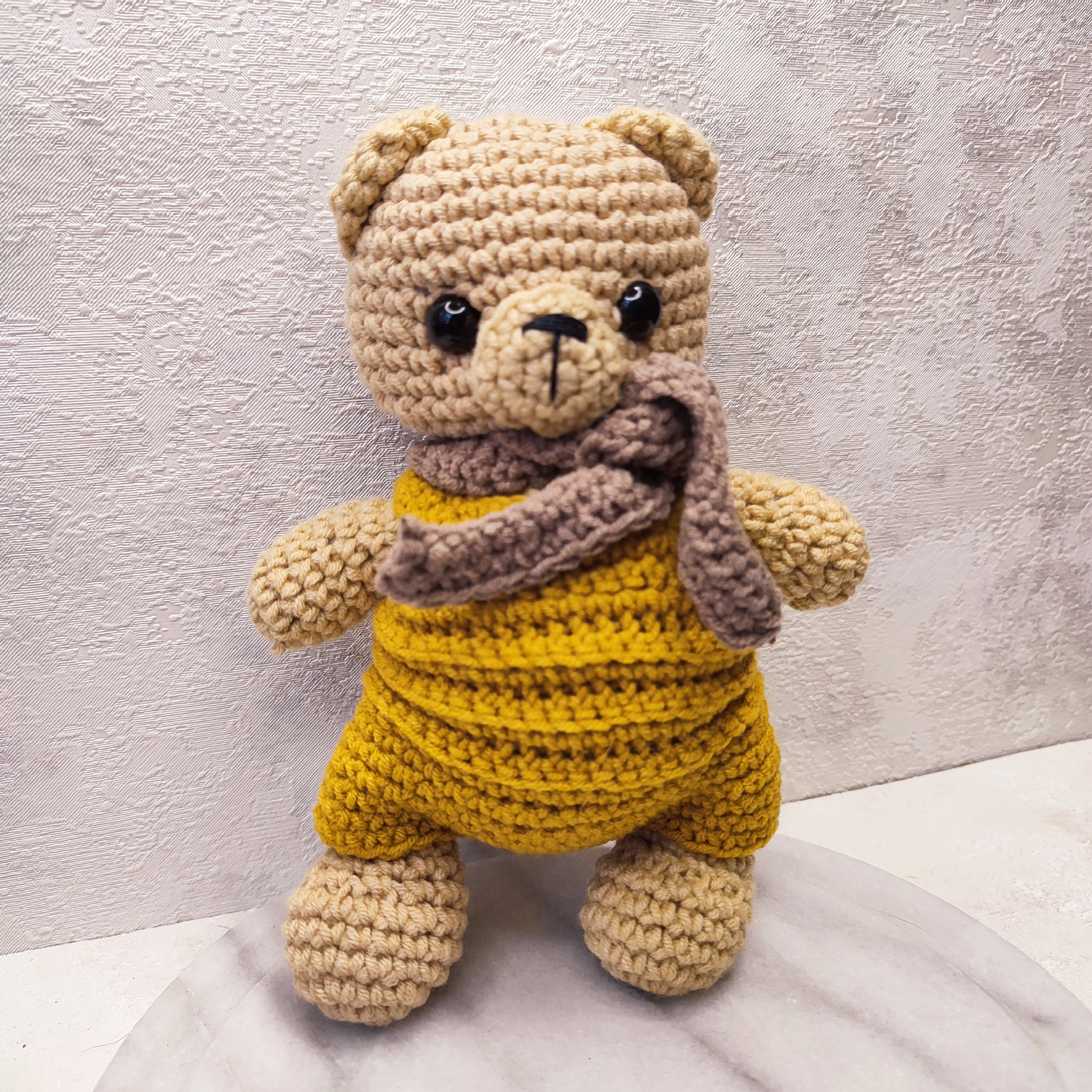 Ръчно плетенo мече Сами