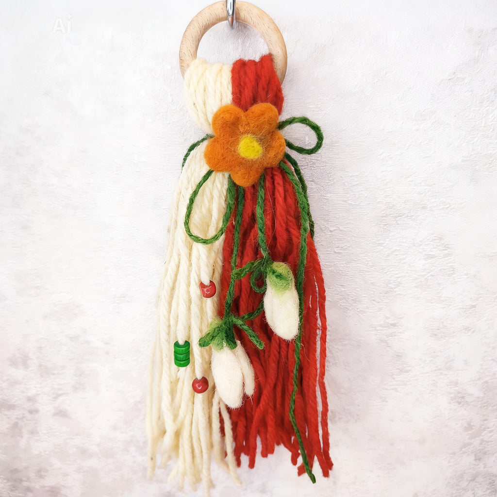 Голяма мартеница с кокичета